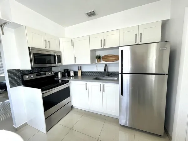 $790,000 | 29 Northeast 3rd Street, Dania Beach, FL 33004