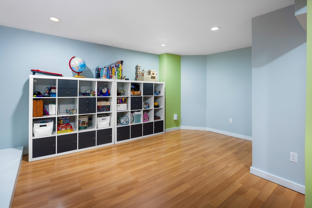 65 Griggs Road Brookline, MA 02446 - Photo 15 of 18 Gallery Image 15