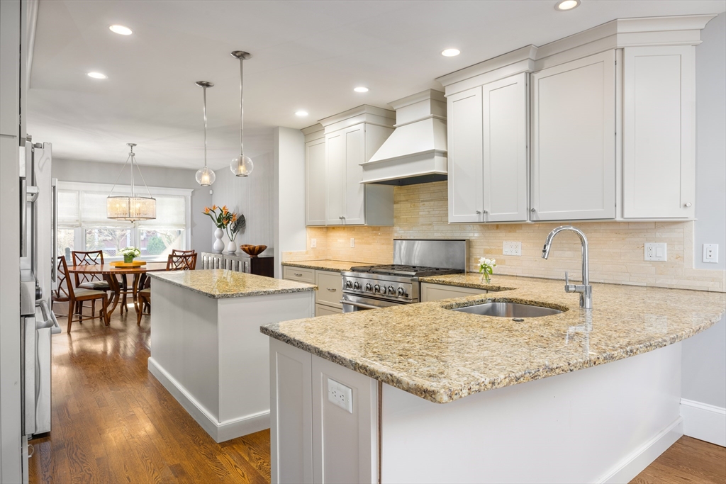 65 Griggs Road Brookline, MA 02446 - Photo 5 of 18 Gallery Image 5