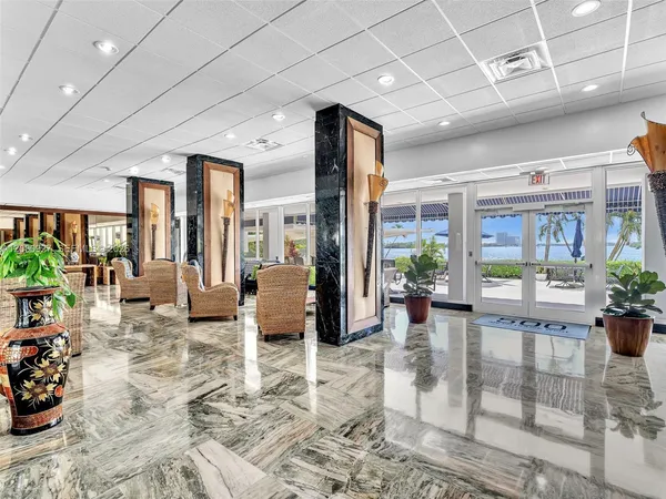 $3,700 | 500 Bayview Drive, Unit 1930, Sunny Isles Beach, FL 33160