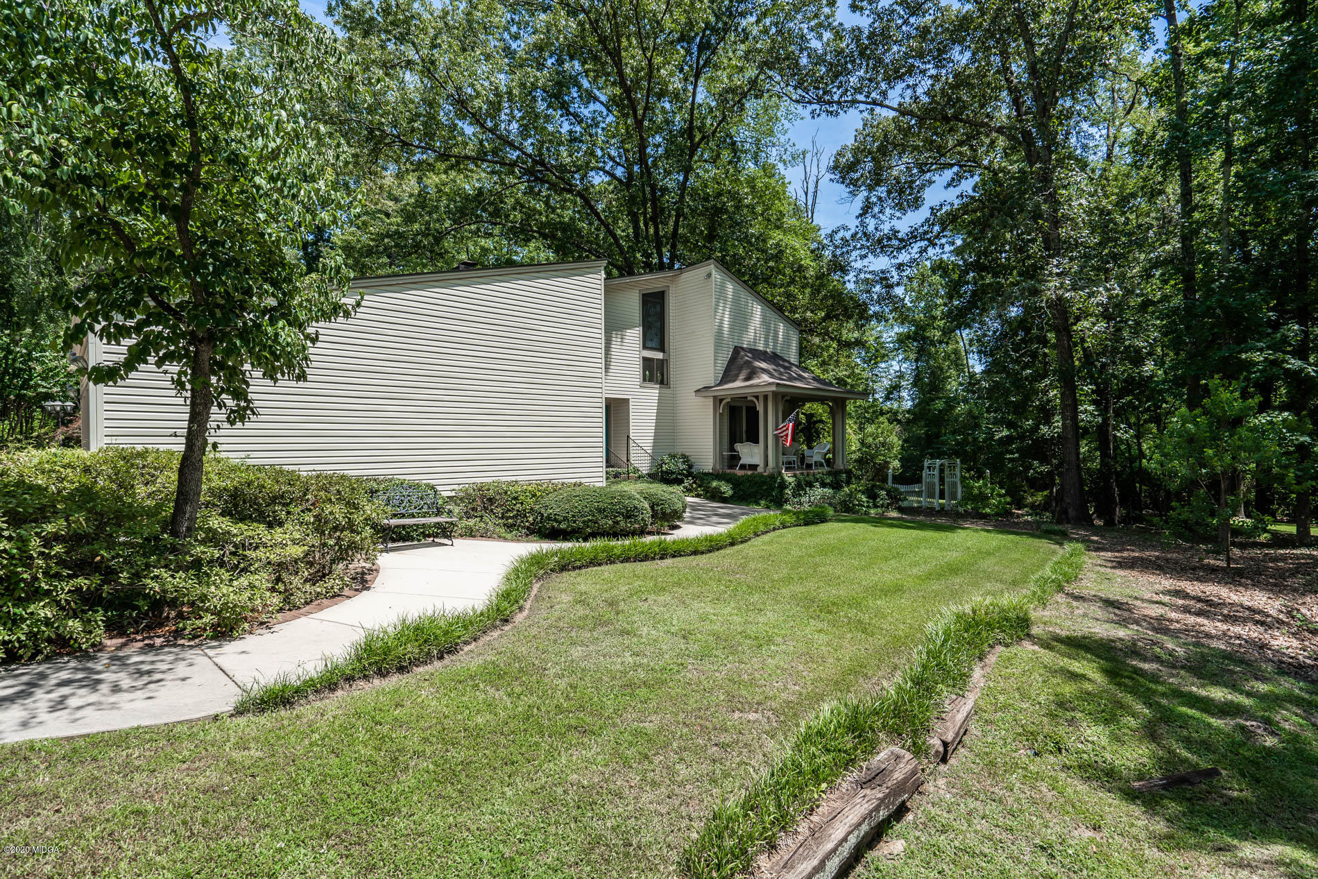 850 Wimbledon Road Macon, GA 31210 - Photo 2 of 38 02-DSC01939