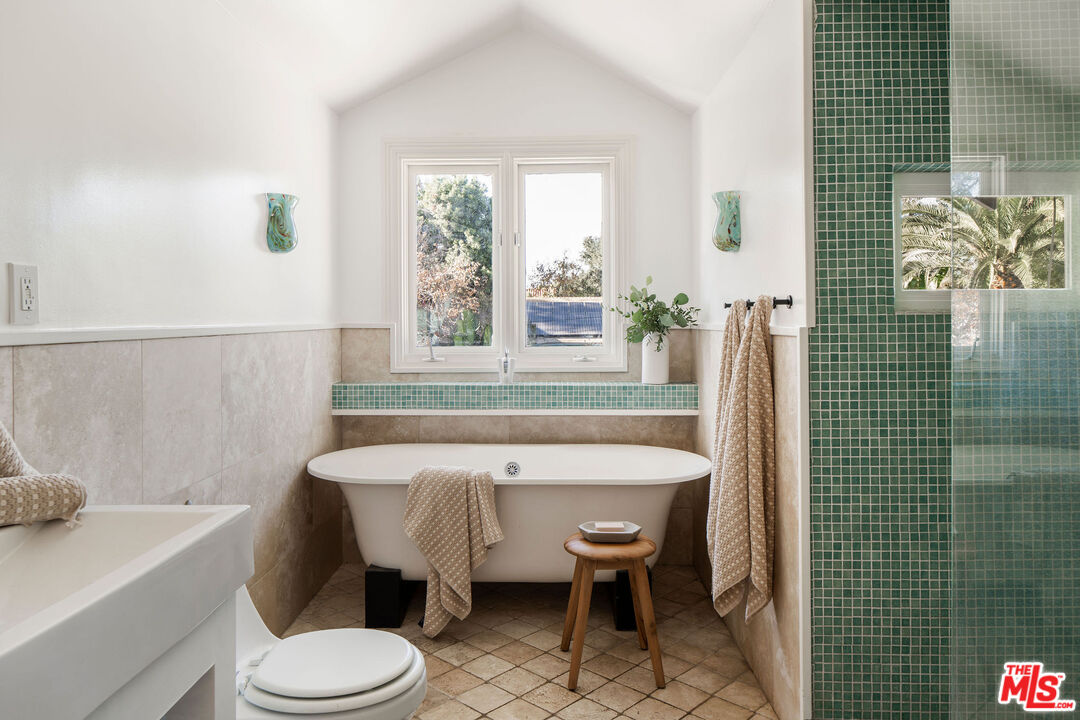 2107 Santa Rosa Avenue Altadena, CA 91001 - Photo 13 of 25 a bathroom with a sink toilet and shower