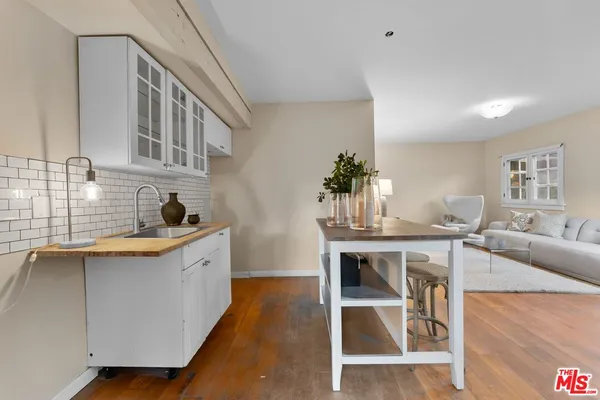 $2,499,000 | 2107 Santa Rosa Avenue, Altadena, CA 91001