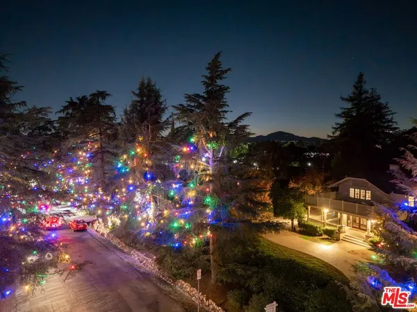 $2,499,000 | 2107 Santa Rosa Avenue, Altadena, CA 91001