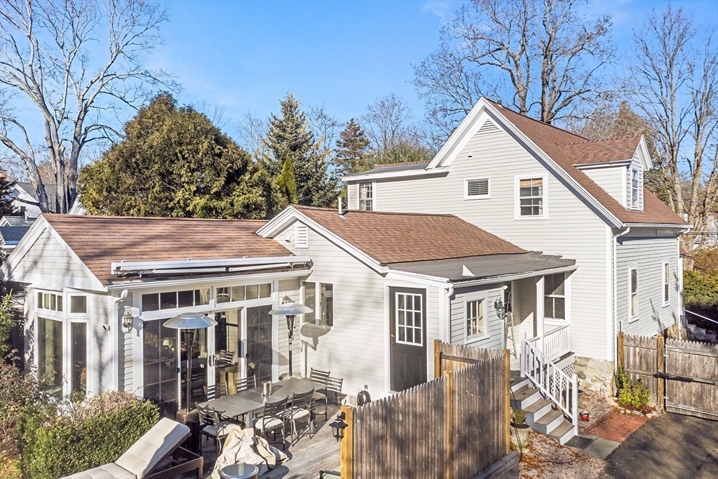 29 Cottage Street Wellesley, MA 02482 - Photo 25 of 42