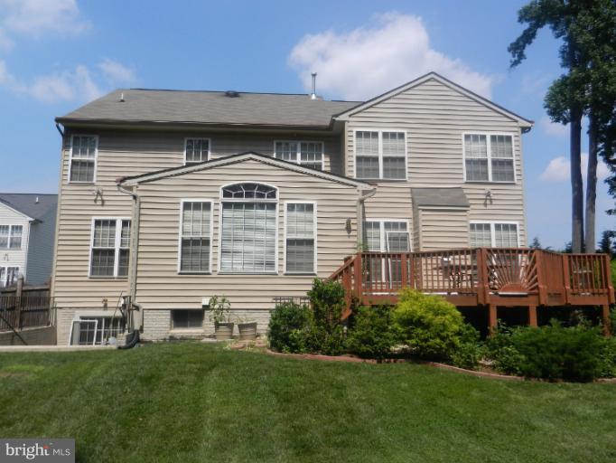 2312 Manor Spring Terrace Silver Spring, MD 20906 - Photo 20 of 29 Exterior (Rear)