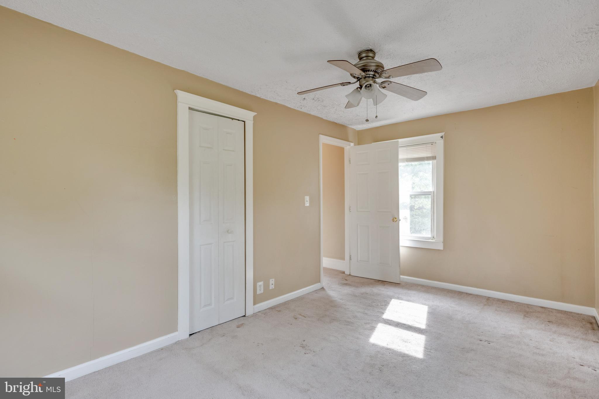 3259 Old Catlett Road Catlett, VA 20119 - Photo 14 of 23 upstairs bedroom 1