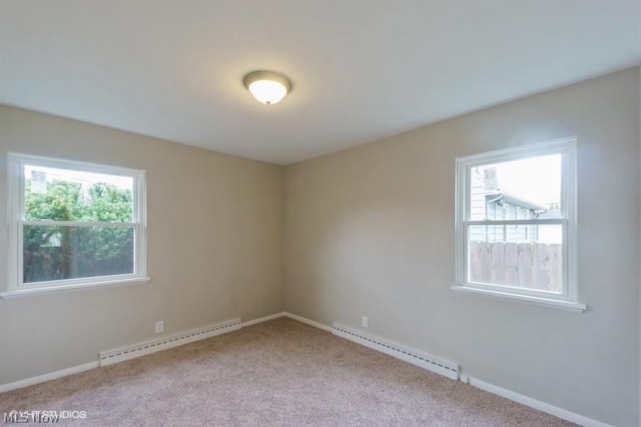1036 South Green Road Cleveland, OH 44121 - Photo 11 of 21