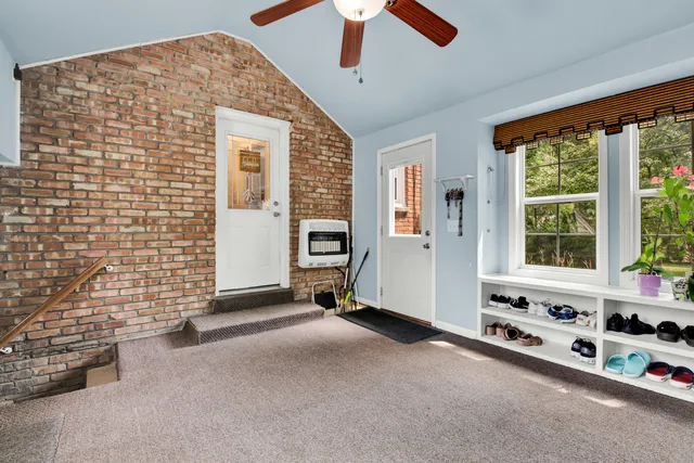 $399,900 | 4100 West Edgerton Avenue, Greenfield, WI 53221