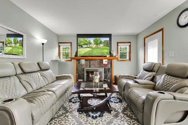 $399,900 | 4100 West Edgerton Avenue, Greenfield, WI 53221