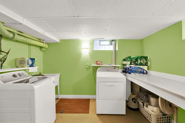 $399,900 | 4100 West Edgerton Avenue, Greenfield, WI 53221