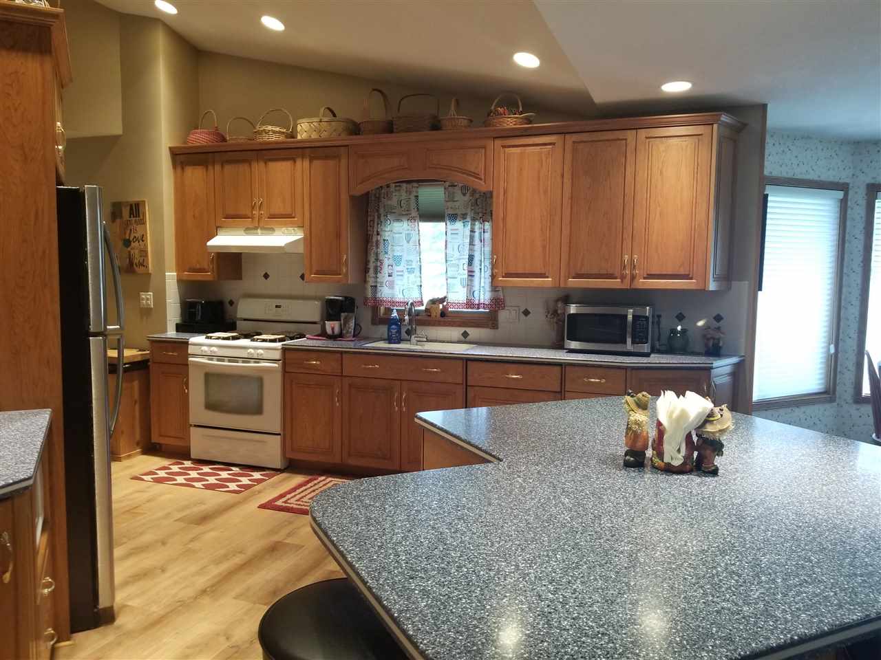 1980 East Newberg Road Pinconning, MI 48650 - Photo 28 of 55