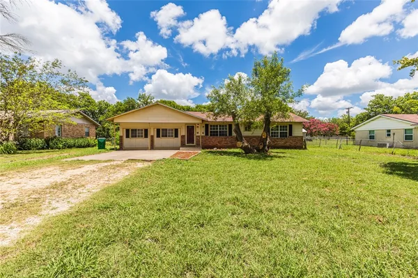 $199,000 | 704 4th Street, Eddy, TX 76524
