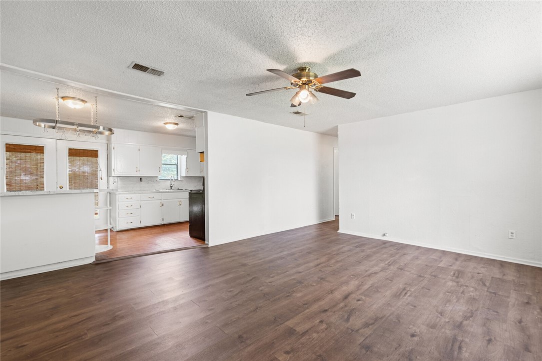 704 4th Street Eddy, TX 76524 - Photo 15 of 26
