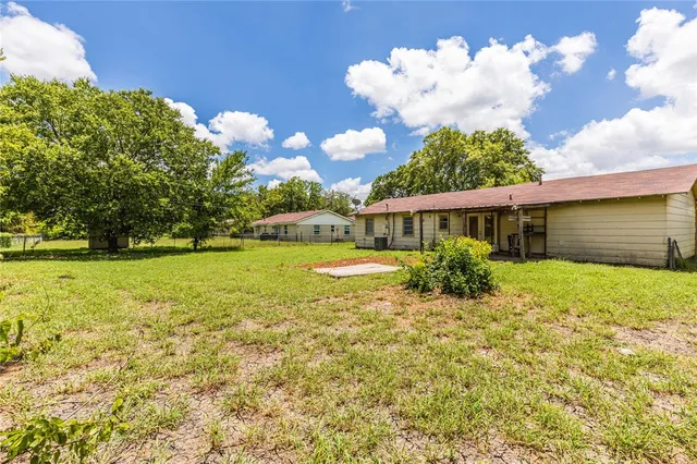$199,000 | 704 4th Street, Eddy, TX 76524