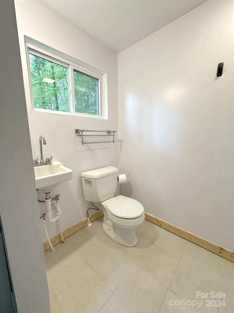 939 Timbuktu Road Sylva, NC 28779 - Photo 26 of 27 Gallery Image 26