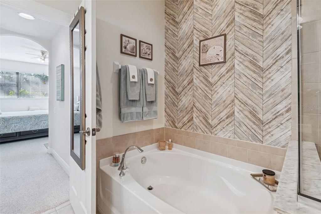 13207 San Blas Loop Largo, FL 33774 - Photo 15 of 69