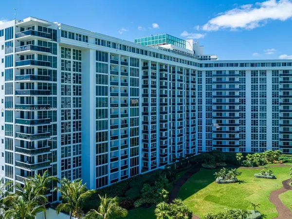 $4,900 | 10275 Collins Avenue, Unit 1107, Bal Harbour, FL 33154