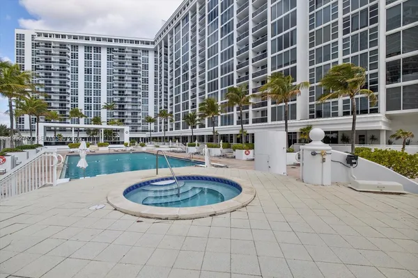 $4,900 | 10275 Collins Avenue, Unit 1107, Bal Harbour, FL 33154