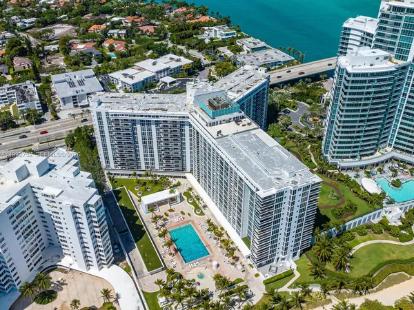 $4,900 | 10275 Collins Avenue, Unit 1107, Bal Harbour, FL 33154