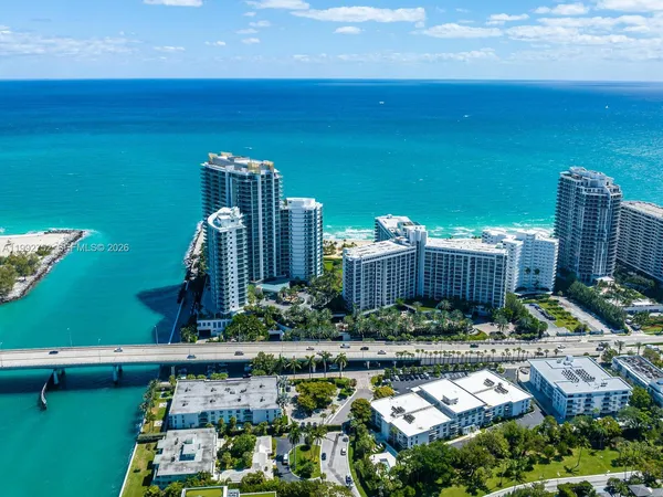 $4,900 | 10275 Collins Avenue, Unit 1107, Bal Harbour, FL 33154
