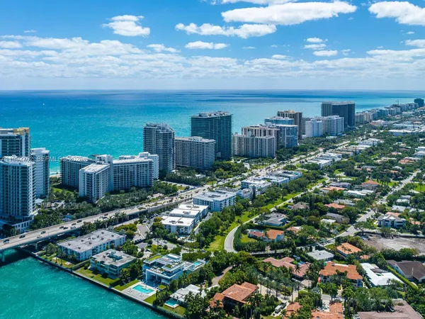 $4,900 | 10275 Collins Avenue, Unit 1107, Bal Harbour, FL 33154