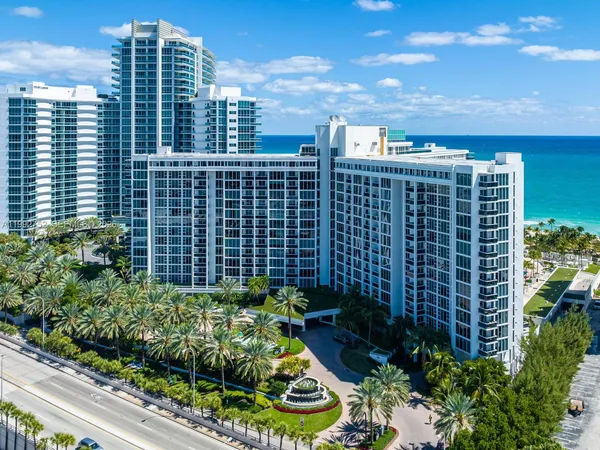 $4,900 | 10275 Collins Avenue, Unit 1107, Bal Harbour, FL 33154