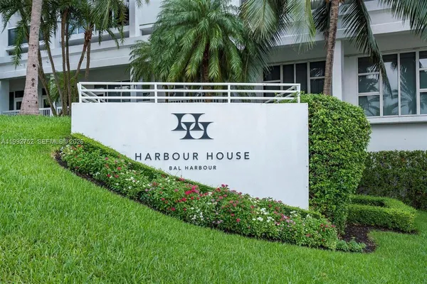 $4,900 | 10275 Collins Avenue, Unit 1107, Bal Harbour, FL 33154