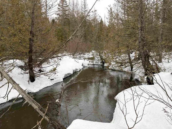 $99,000 | 1974 The Bend Road, Greensboro, VT 05841