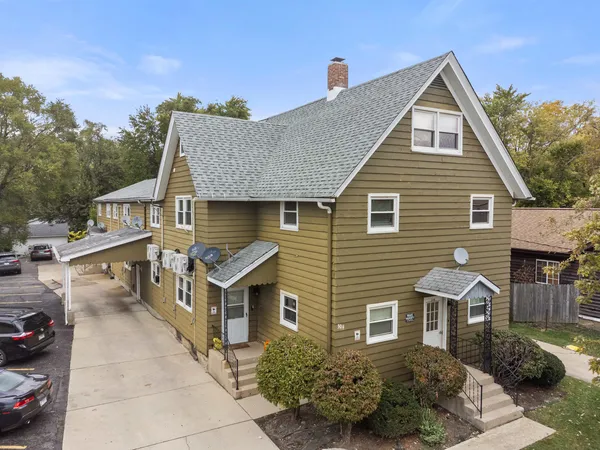 $1,600,000 | 304 Hankes Avenue, Aurora, IL 60505