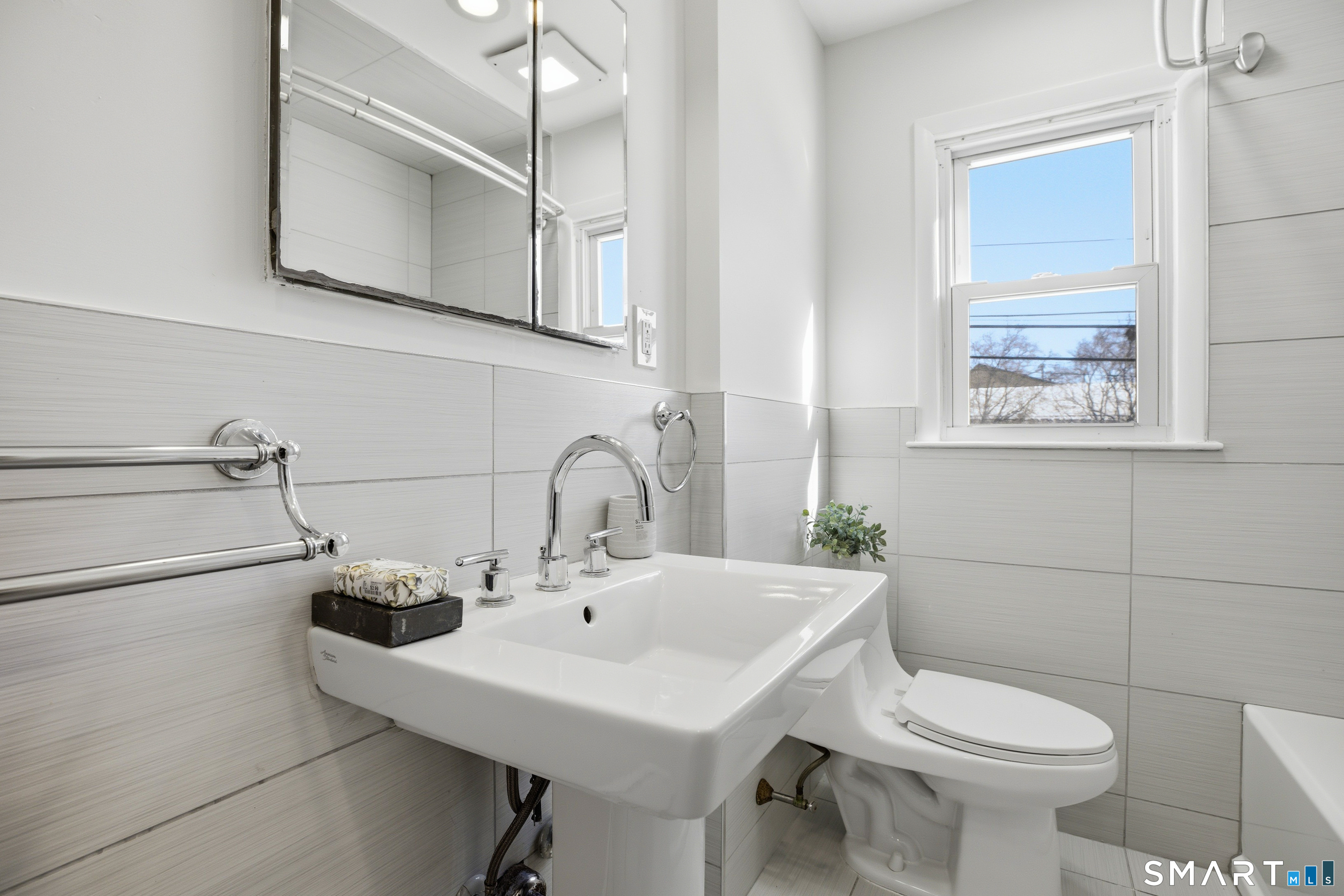 24 Congress Street Stamford, CT 06902 - Photo 15 of 25