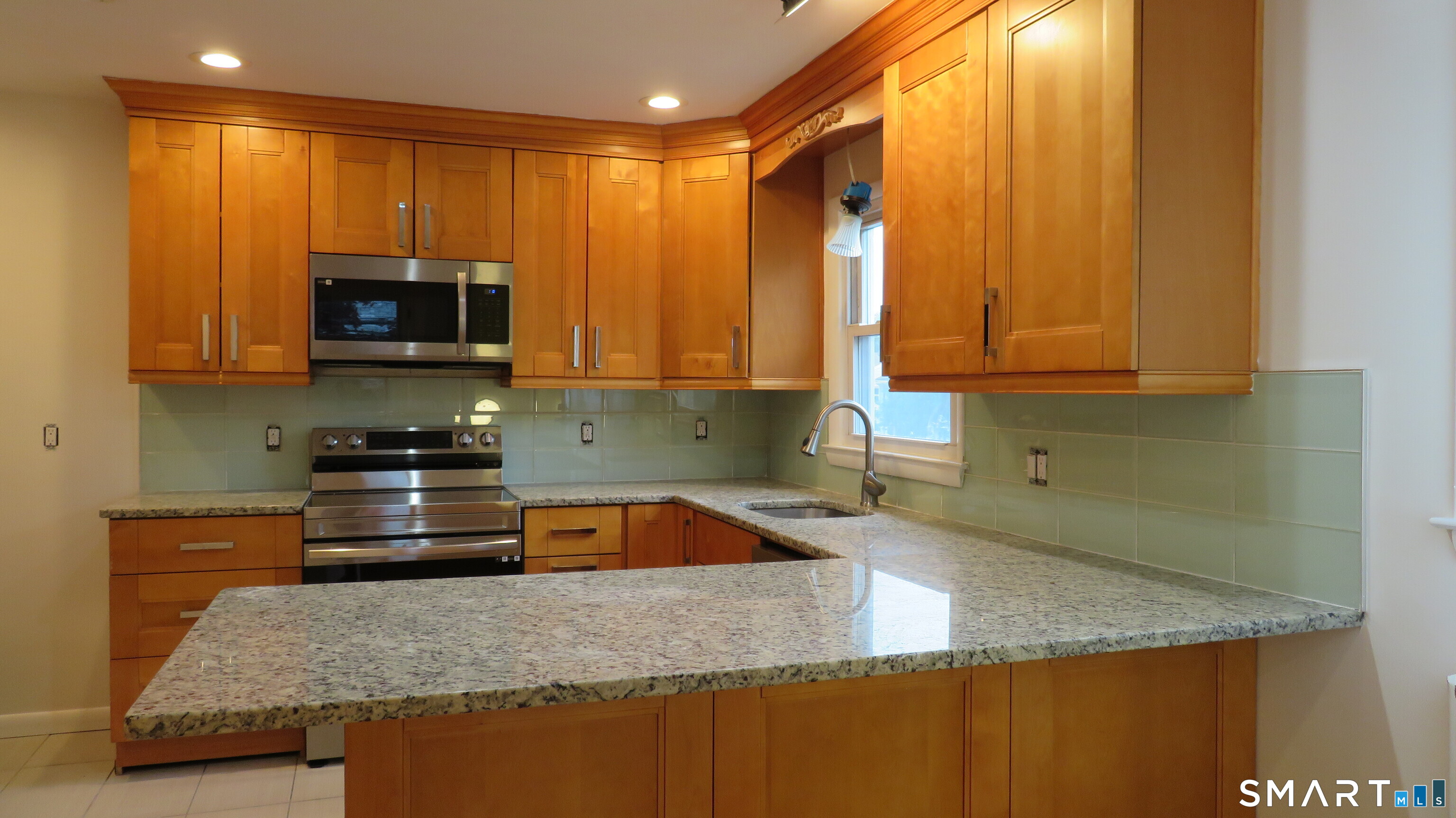 24 Congress Street Stamford, CT 06902 - Photo 3 of 11