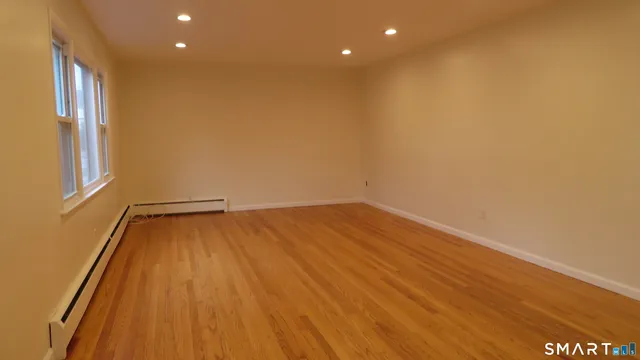 $4,000 | 24 Congress Street, Stamford, CT 06902