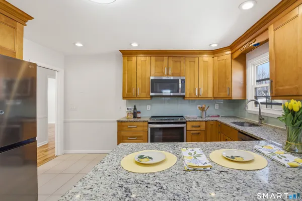 $3,800 | 24 Congress Street, Stamford, CT 06902