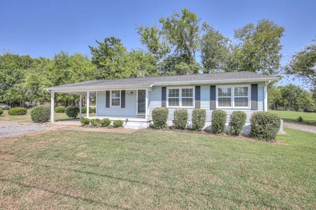 $1,650 | 105 Kingwood Avenue, Shelbyville, TN 37160
