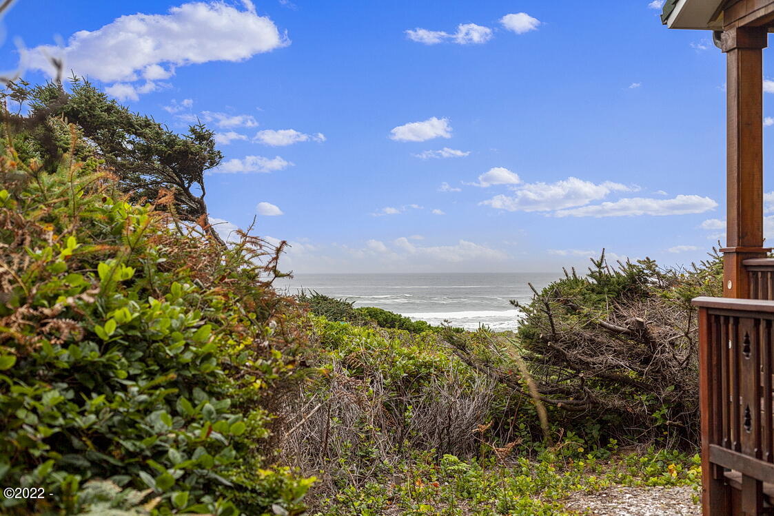 2140 Overleaf Loop Yachats, OR 97498 - Photo 28 of 29 Ocean View