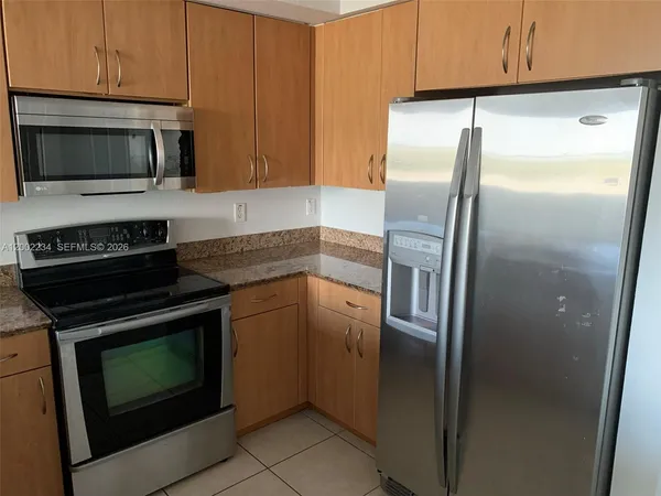 $2,690 | 1830 Radius Drive, Unit 407, Hollywood, FL 33020