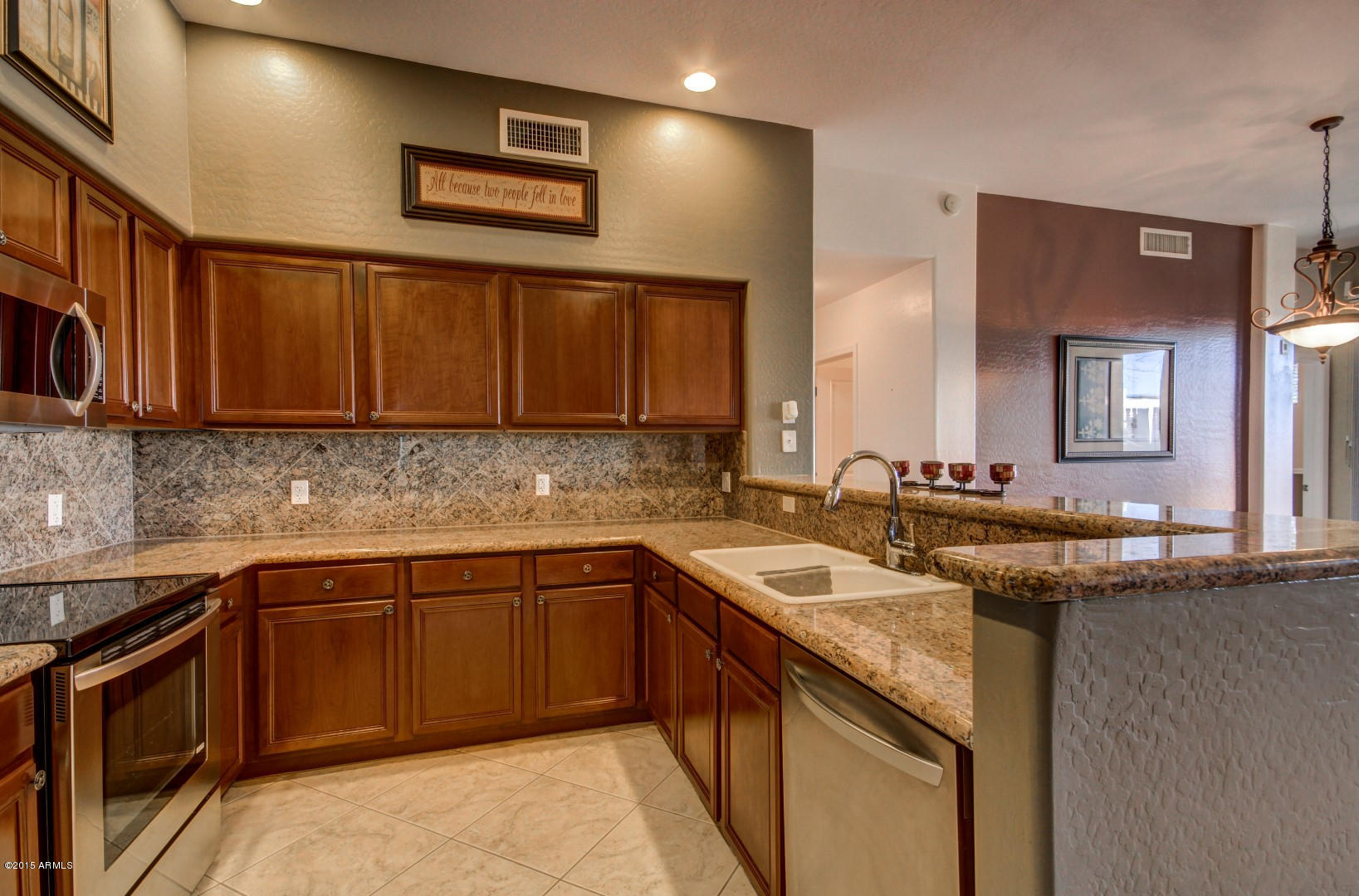 4488 East Thomas Road, Unit 2022 Phoenix, AZ 85018 - Photo 2 of 24 Thomas (11)