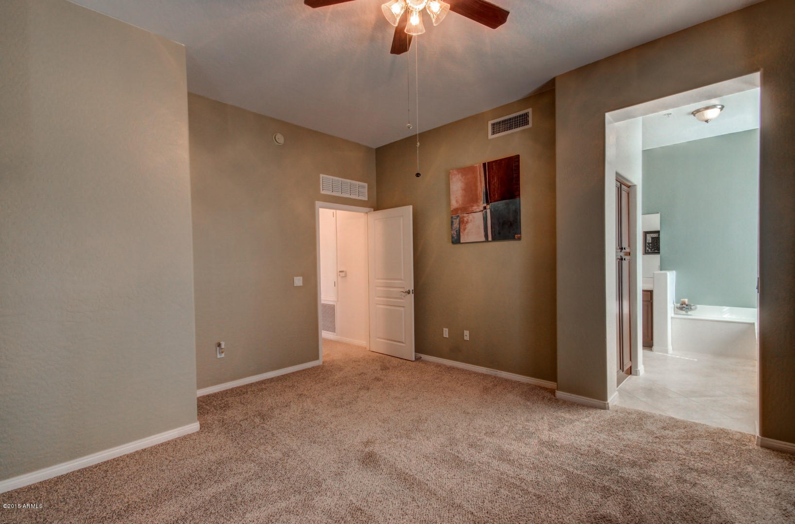 4488 East Thomas Road, Unit 2022 Phoenix, AZ 85018 - Photo 10 of 24 Thomas (21)