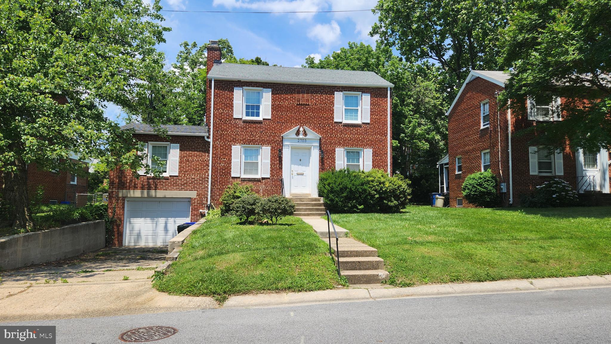 2703 Elnora Street Silver Spring, MD 20902 - Photo 34 of 57 Spacious front yard