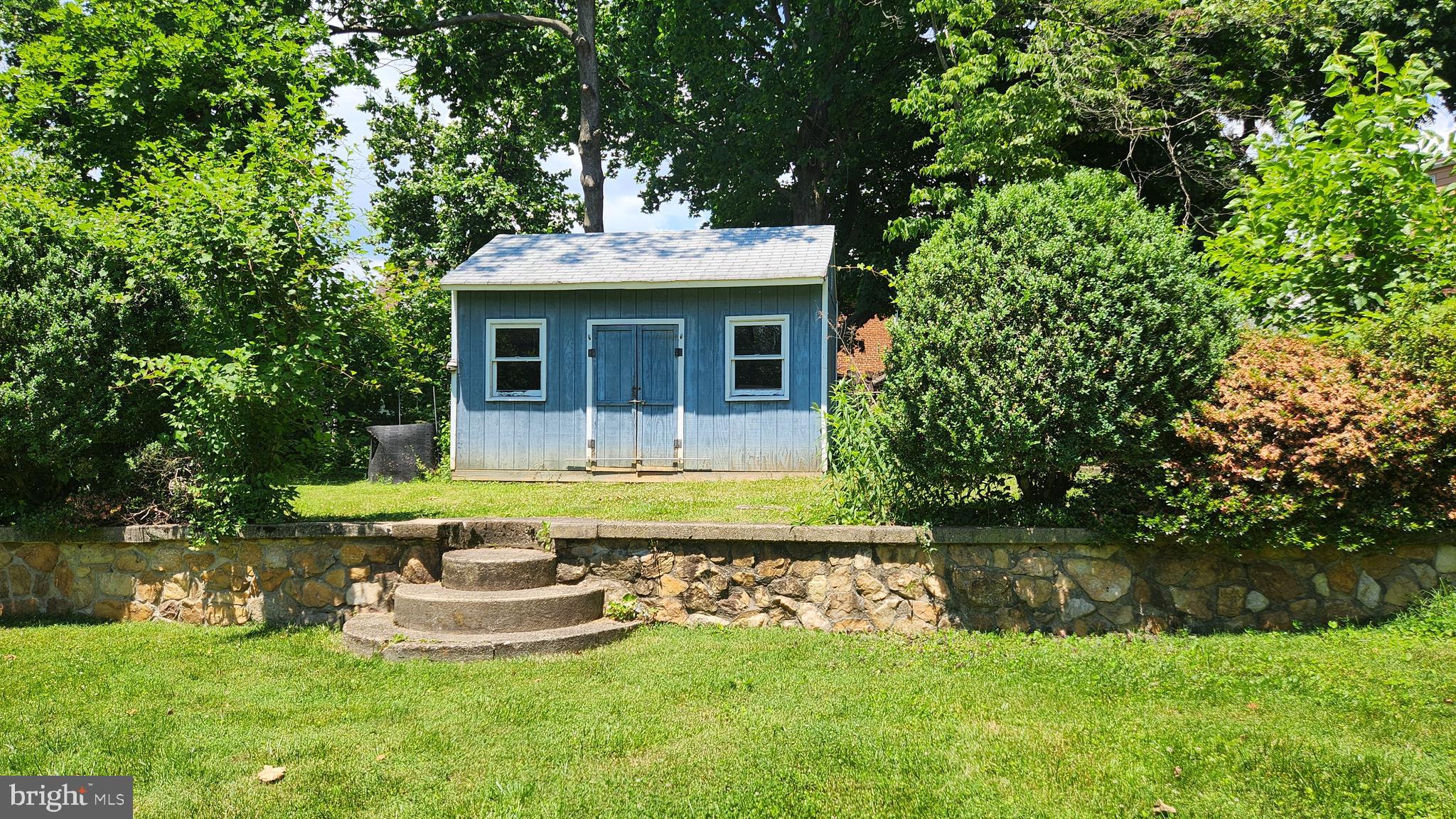2703 Elnora Street Silver Spring, MD 20902 - Photo 41 of 57 Stone wall & nice shed