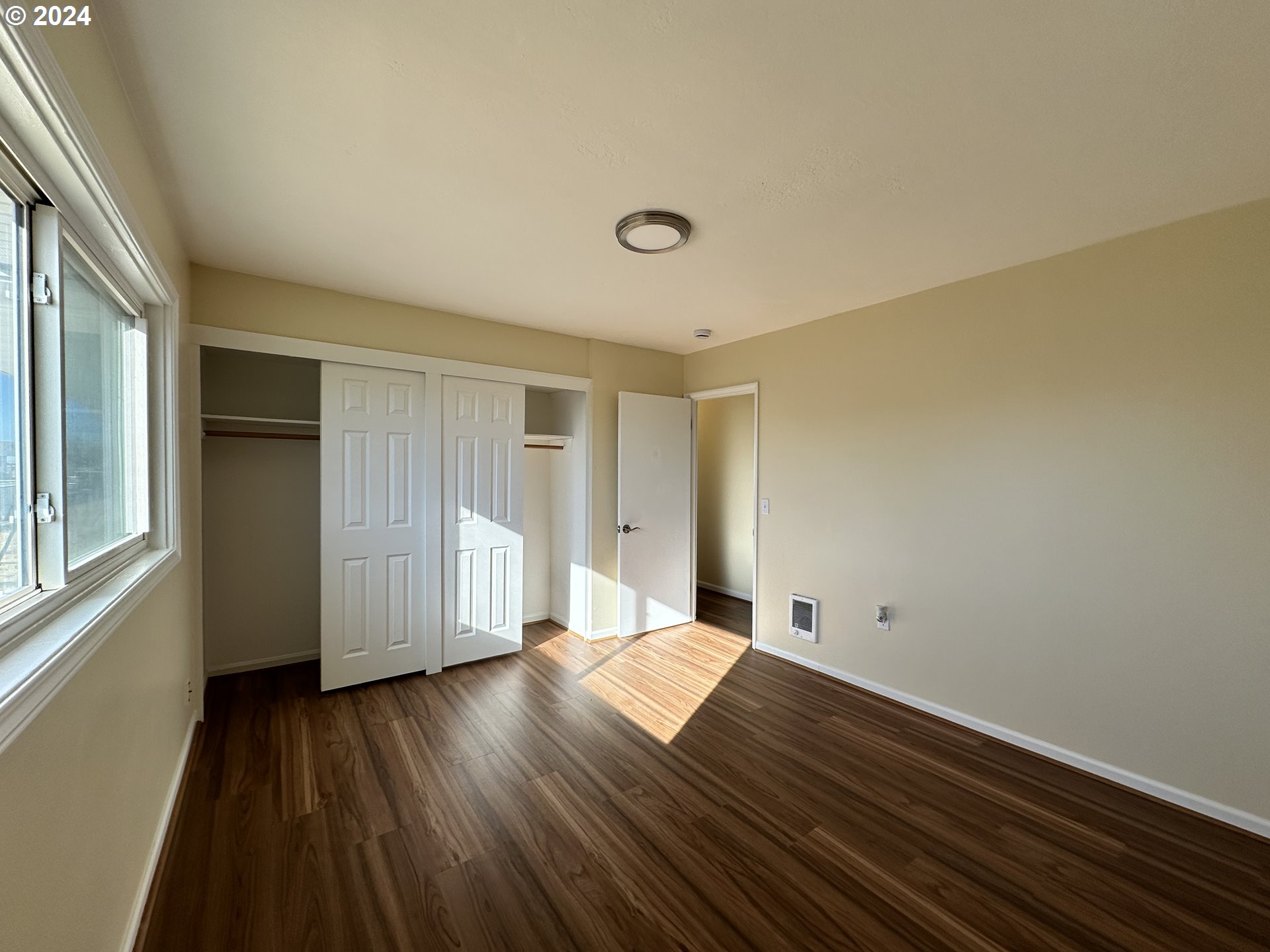 14865 Mount View Drive Condon, OR 97823 - Photo 18 of 23 a view of empty room with wooden floor and fan
