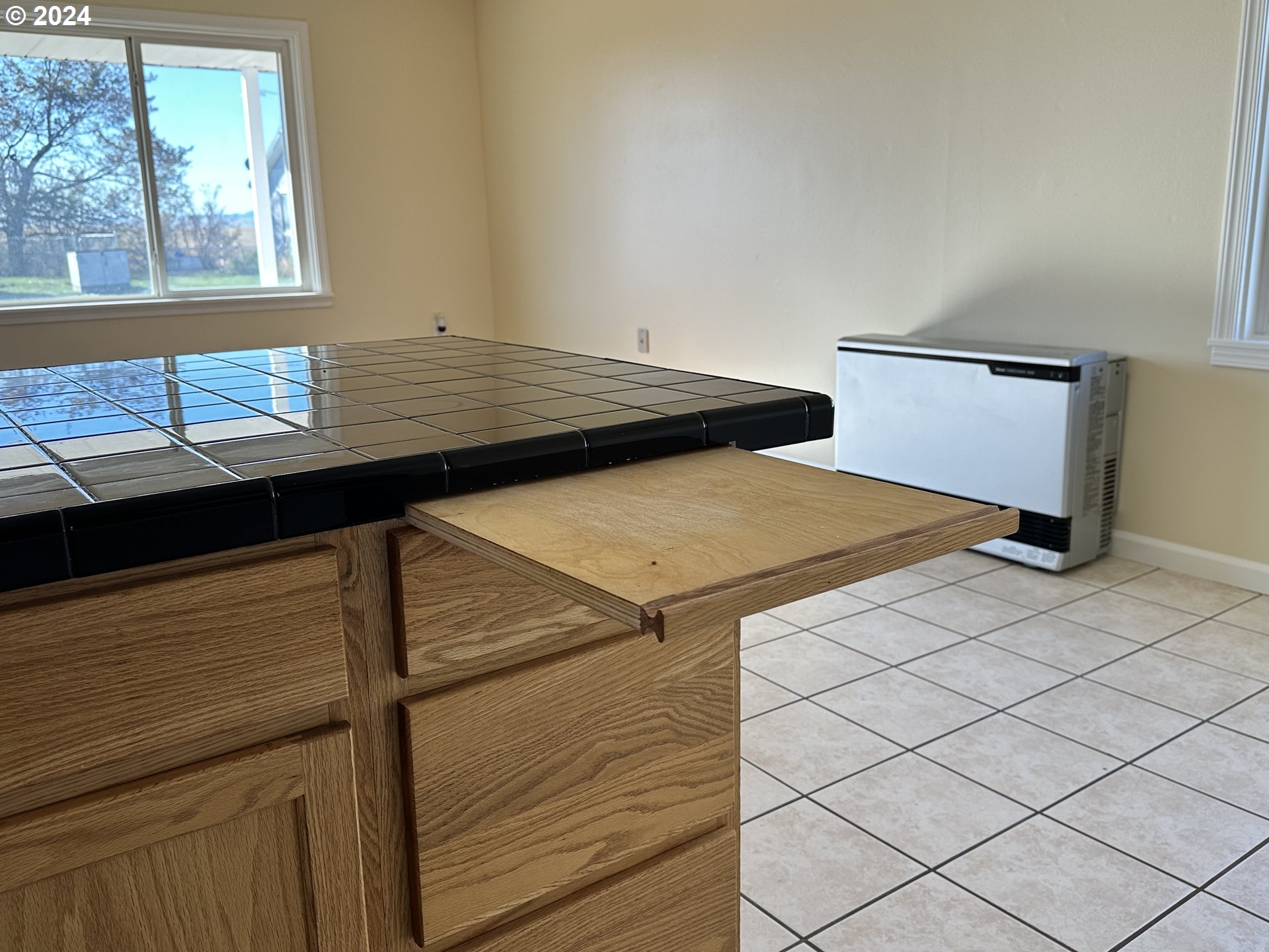 14865 Mount View Drive Condon, OR 97823 - Photo 20 of 23 a view of kitchen with furniture