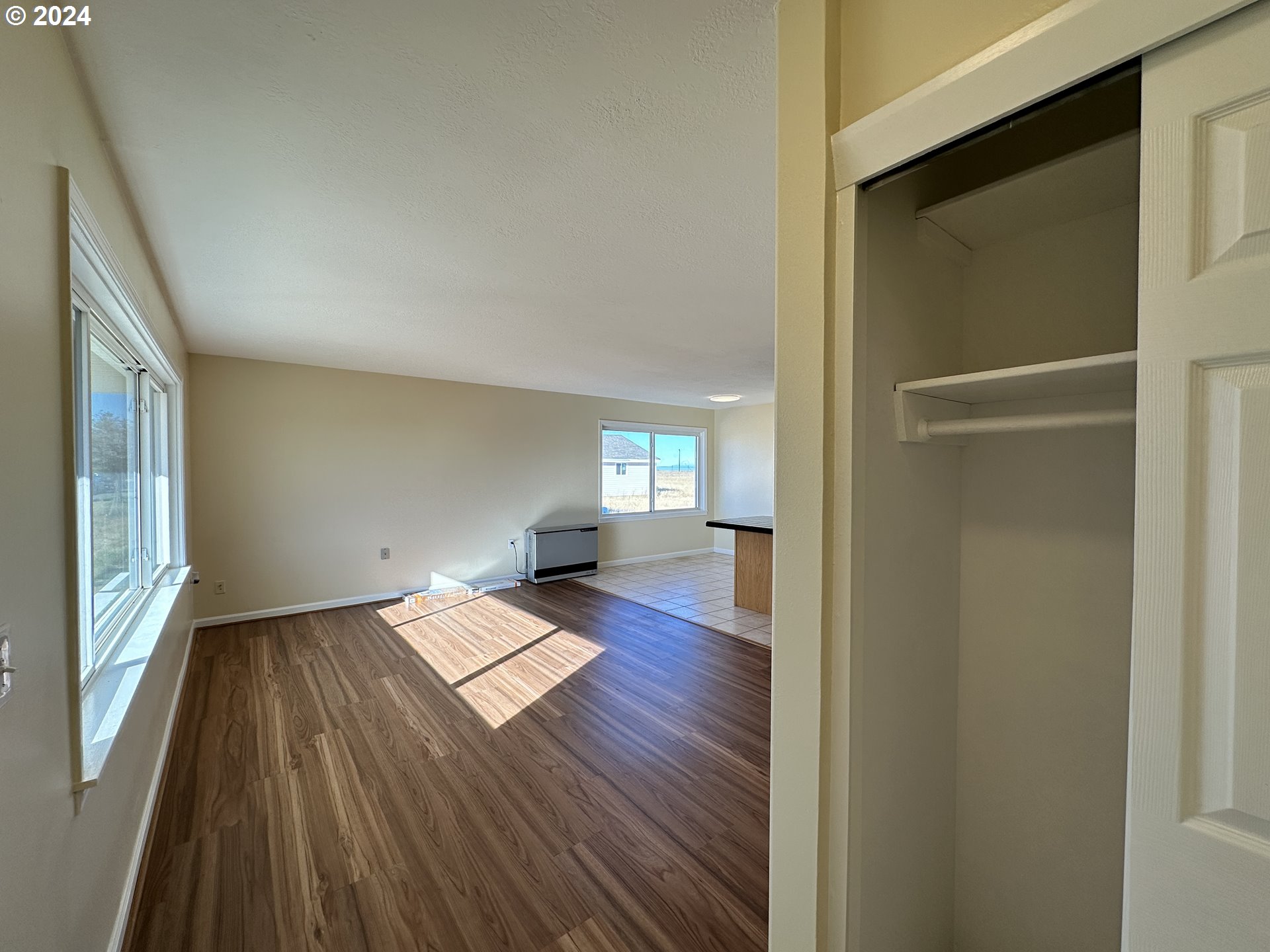 14865 Mount View Drive Condon, OR 97823 - Photo 6 of 23 a view interior of the house