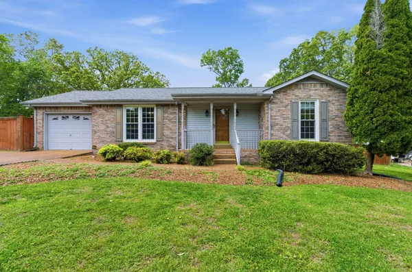 $389,900 | 7309 Clearview Drive, Fairview, TN 37062