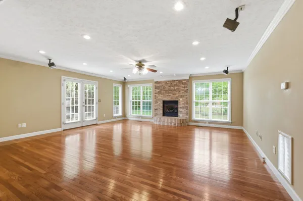 $389,900 | 7309 Clearview Drive, Fairview, TN 37062