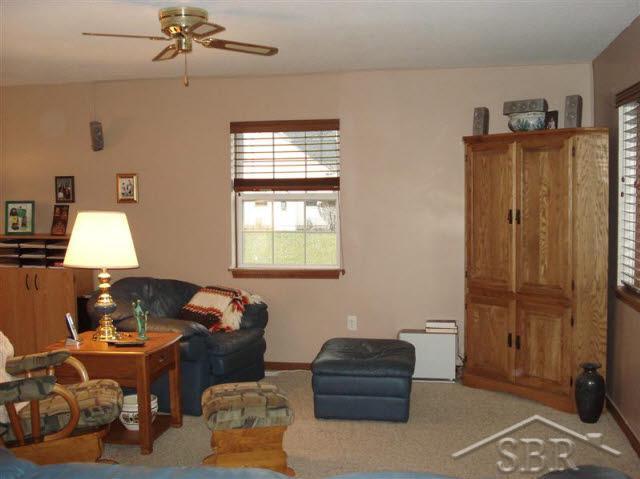 4465 North Graham Road Freeland, MI 48623 - Photo 12 of 18 20090906-11.JPG