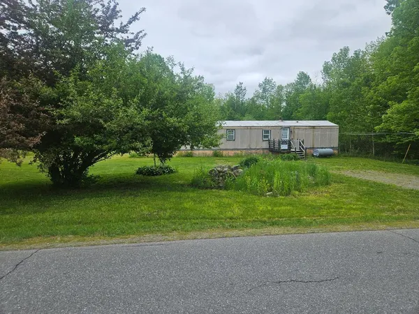 $129,900 | 854 Higgins Road, Pittsfield, ME 04967