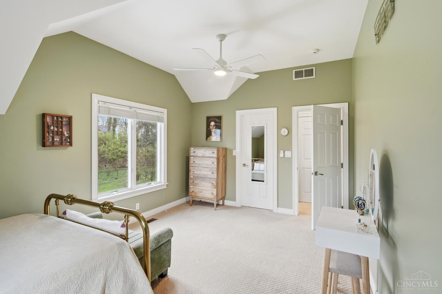 4410 Miami Road Cincinnati, OH 45243 - Photo 45 of 81