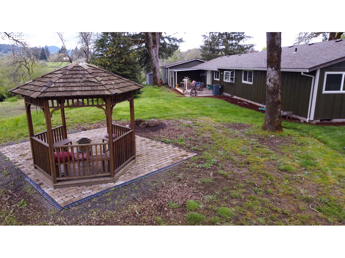5735 Southwest Spring Hill Road Gaston, OR 97119 - Photo 30 of 32 Property Entrance